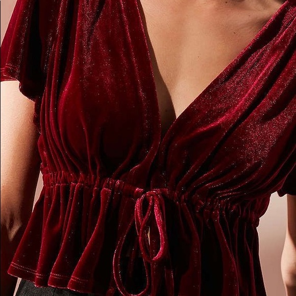 Urban Outfitters red velvet front tie top - Picture 1 of 3